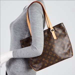 Gently preloved Louis Vuitton medium tote bag